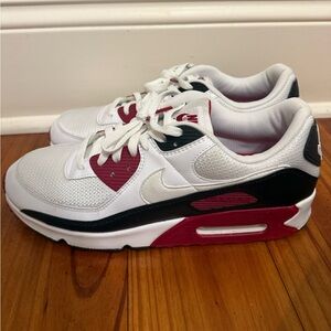 Nike Air Max 90 in New Maroon (Barely Worn)